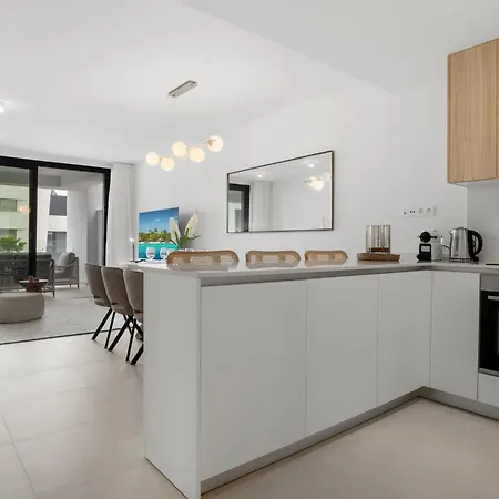 Casa Vanian Gardens 公寓 *