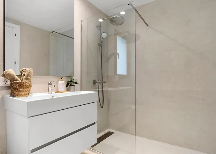 Casa Vanian Gardens *